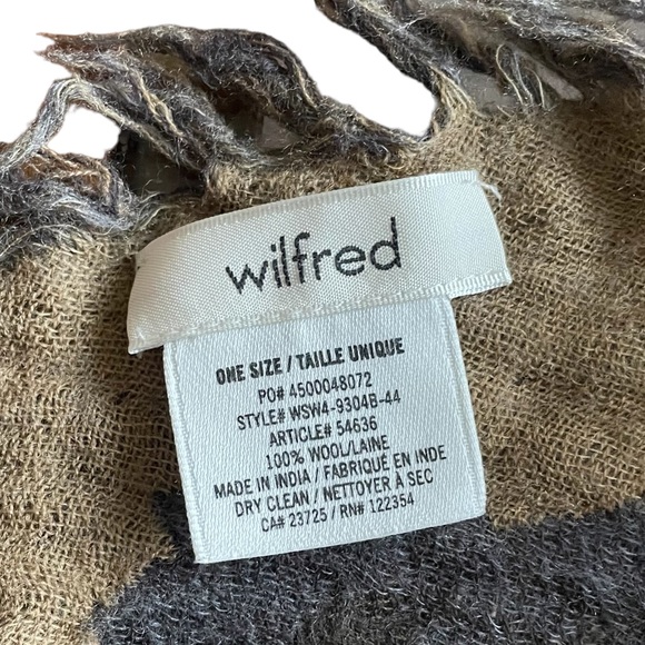 (SOLD) ARITZIA Wilfred Wool Diamond Mosaic Triangle Scarf Reversible Grey Brown - Picture 6 of 6